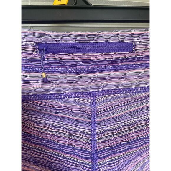 Lululemon Inspire Crop ll Capri leggings Space Dye Purple 6 - Picture 12 of 16